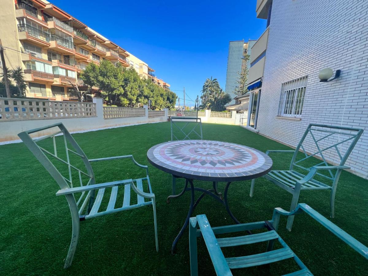 Апартаменты Private Garden 100 M From The Sea Беникасим Экстерьер фото