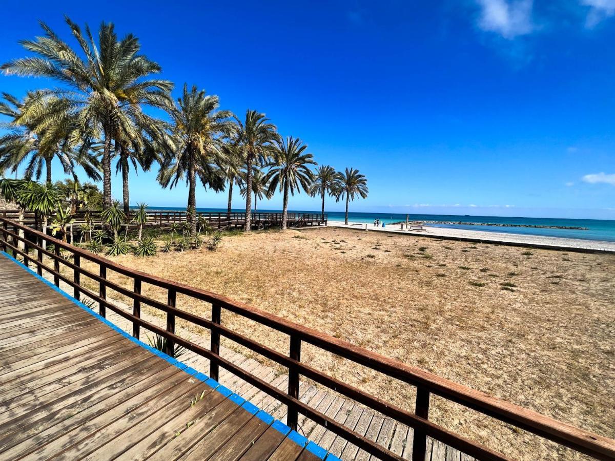 Апартаменты Private Garden 100 M From The Sea Беникасим Экстерьер фото